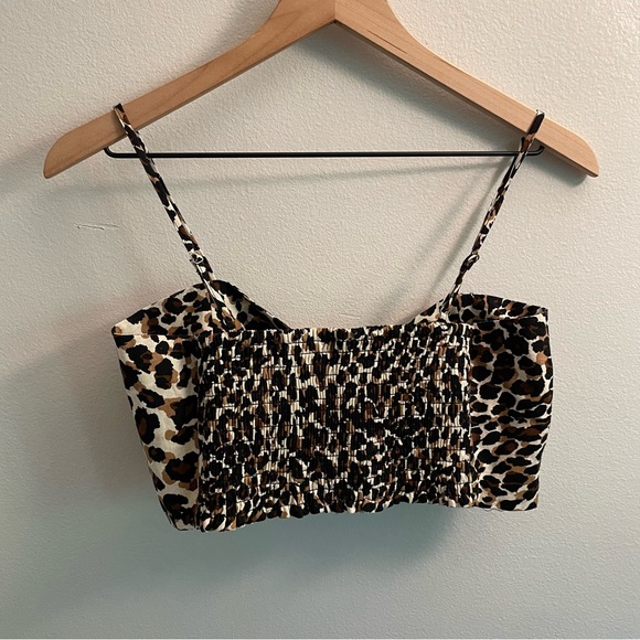 Express x Rocky Barnes Bandeau Top - Picture 4 of 4